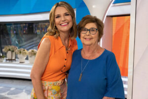 Knowledge Base 6 Savannah Guthrie posts video message asking her mother Nancy's kidnapper for proof she's alive - Cal
