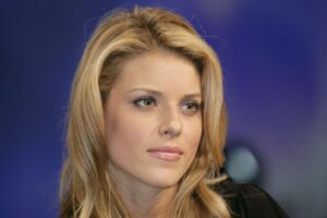 Knowledge Base 8 Trump's Religious Liberty Commission Controversy: Carrie Prejean Boller Ousted, What You Should Know