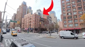 Knowledge Base 10 US man built his own $200,000 home on top of a NYC skyscraper because it reflected how he wanted to