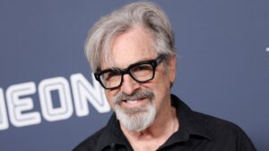 Knowledge Base 11 Robert Carradine, actor in ‘Lizzie McGuire’ and ‘Revenge of the Nerds’ dies at 71 | CNN - California